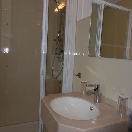 호텔 Rheinhotel Zur Krone