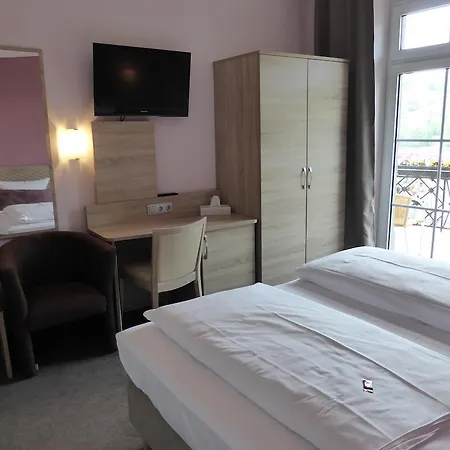 Rheinhotel Zur Krone 호텔 보파르트