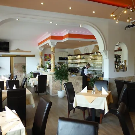 Rheinhotel Zur Krone 호텔 보파르트